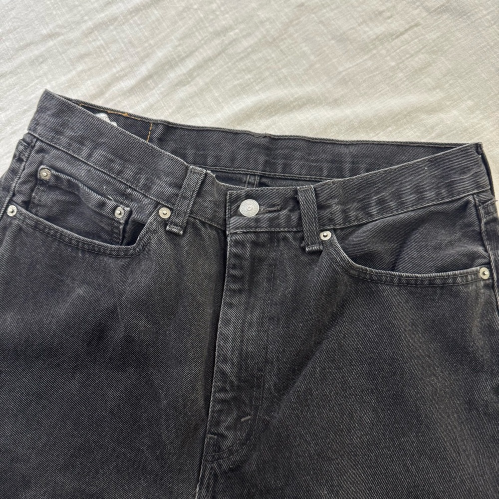 Levi's Men’s Vintage 505 Black Straight-Leg Jeans Classic Style 34 - Picture 2 of 11